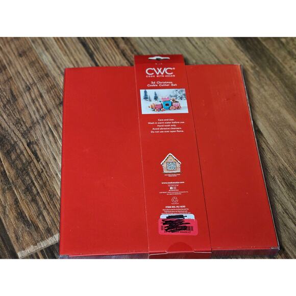 Cook With Color 3D Christmas Cookie Cutter Set - Picture 7 of 8